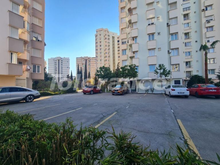 آپارتمان که در لارا, آنتالیا منظره دریا - خرید ملک در ترکیه - 134602