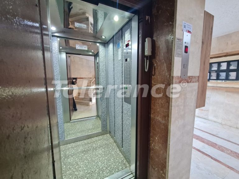 آپارتمان که در لارا, آنتالیا منظره دریا - خرید ملک در ترکیه - 134605