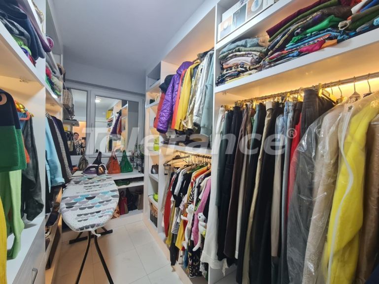 آپارتمان که در لارا, آنتالیا منظره دریا - خرید ملک در ترکیه - 134608