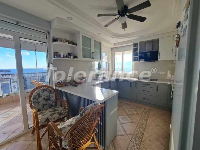 آپارتمان که در لارا, آنتالیا منظره دریا - خرید ملک در ترکیه - 134613