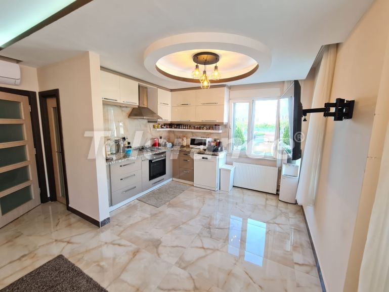 Apartment in Lara, Antalya - buy realty in Turkey - 97979