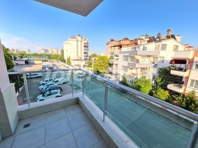 Apartment in Lara, Antalya - buy realty in Turkey - 97998