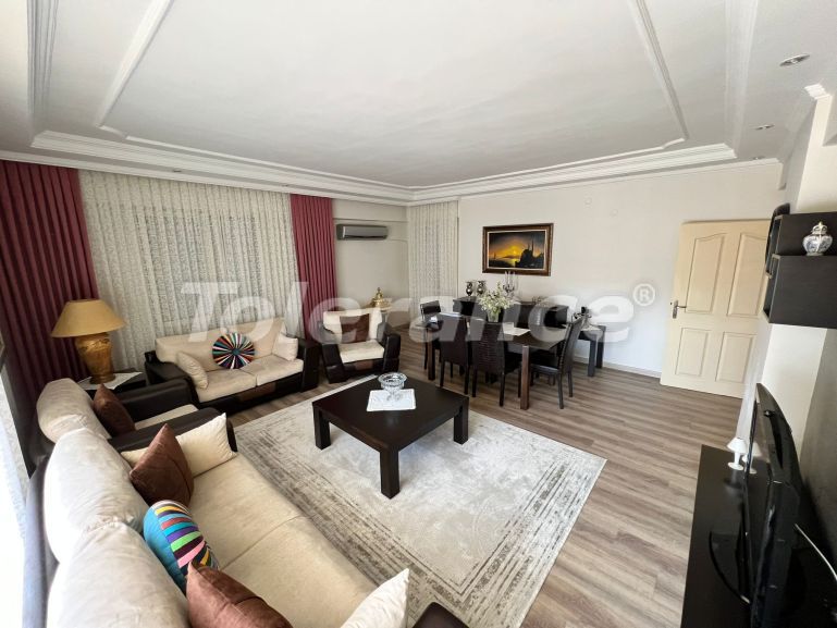 آپارتمان که در لارا, آنتالیا استخر - خرید ملک در ترکیه - 98296