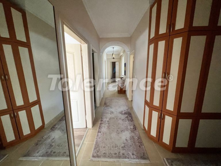 آپارتمان که در لارا, آنتالیا استخر - خرید ملک در ترکیه - 98300