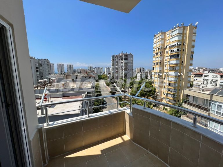 آپارتمان که در لارا, آنتالیا استخر - خرید ملک در ترکیه - 98307