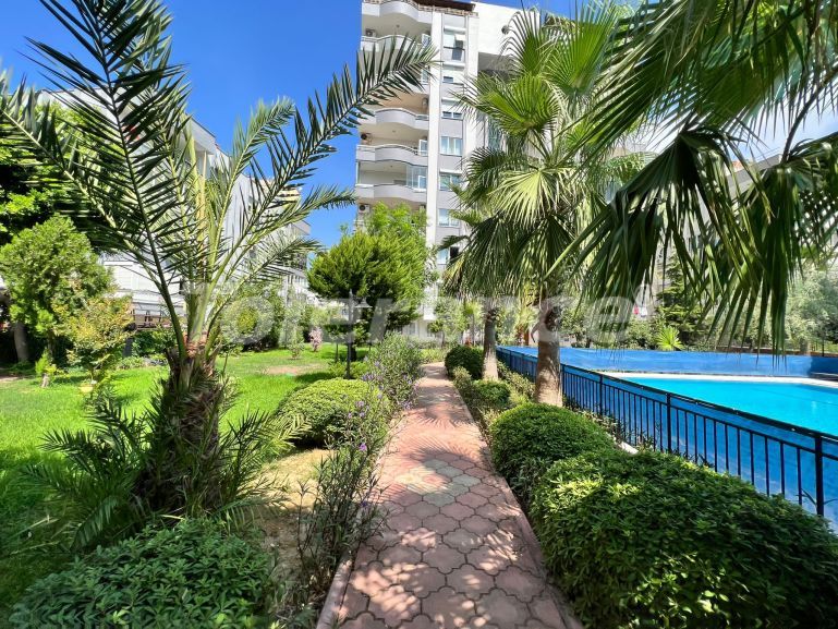 آپارتمان که در لارا, آنتالیا استخر - خرید ملک در ترکیه - 98323