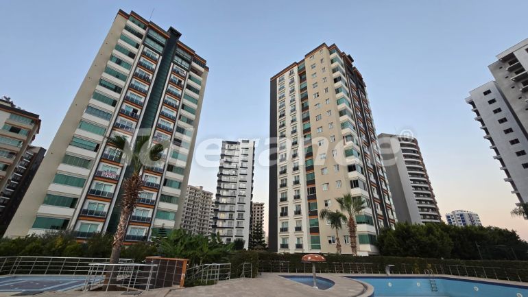 Appartement in Mezitli, Mersin zwembad - onroerend goed kopen in Turkije - 111986