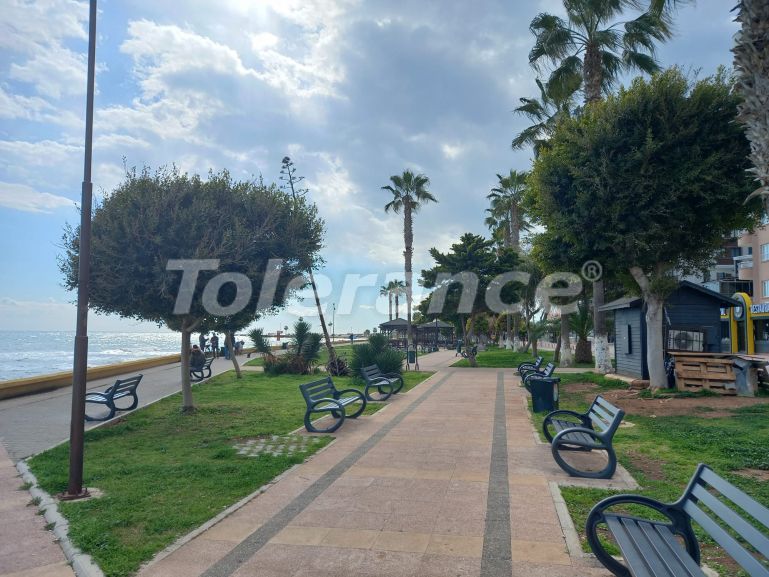 آپارتمان که در مزیتلی, مرسین منظره دریا - خرید ملک در ترکیه - 117421