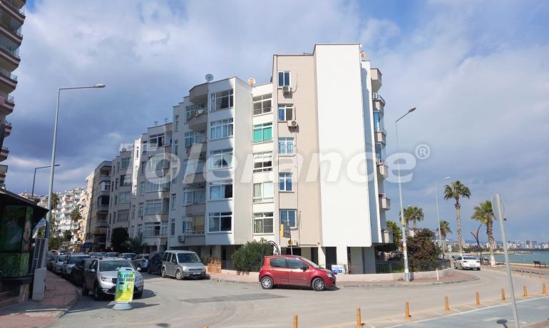 آپارتمان که در مزیتلی, مرسین منظره دریا - خرید ملک در ترکیه - 117430