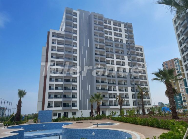 Appartement еn Mezitli, Mersin piscine - acheter un bien immobilier en Turquie - 124081