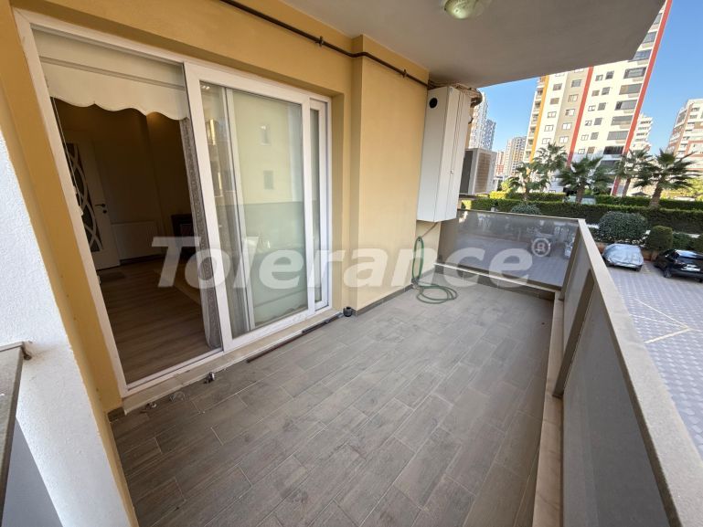 Appartement in Mezitli, Mersin zwembad - onroerend goed kopen in Turkije - 130107