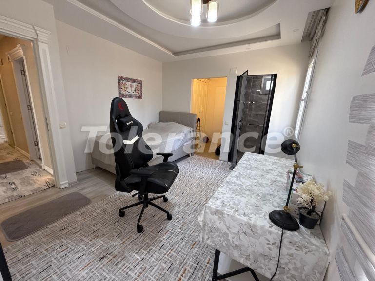 Appartement in Mezitli, Mersin zwembad - onroerend goed kopen in Turkije - 130115
