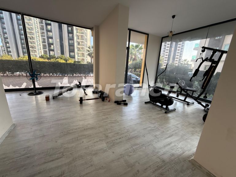 Appartement in Mezitli, Mersin zwembad - onroerend goed kopen in Turkije - 130135