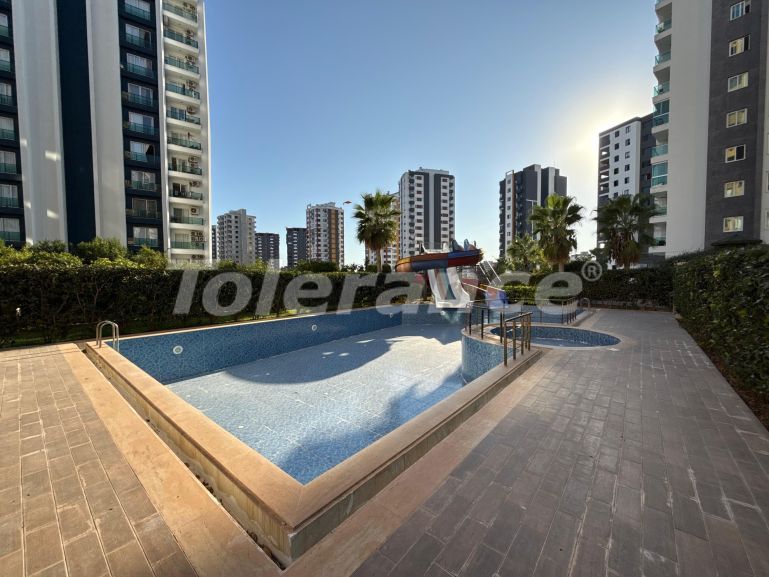 Appartement in Mezitli, Mersin zwembad - onroerend goed kopen in Turkije - 130139