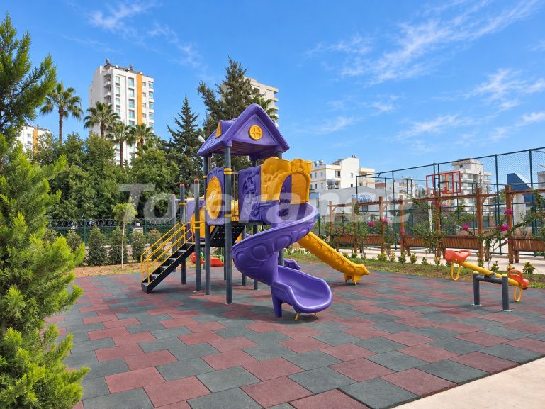 Appartement in Mezitli, Mersin zeezicht met zwembad - onroerend goed kopen in Turkije - 146843