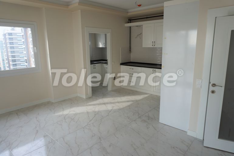 آپارتمان از سازنده که در مزیتلی, مرسین استخر - خرید ملک در ترکیه - 47566