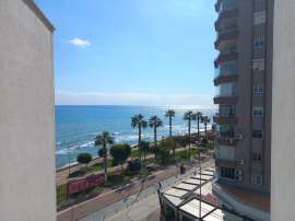 Apartment in Mezitli, Mersin with sea view - buy realty in Turkey - 117432