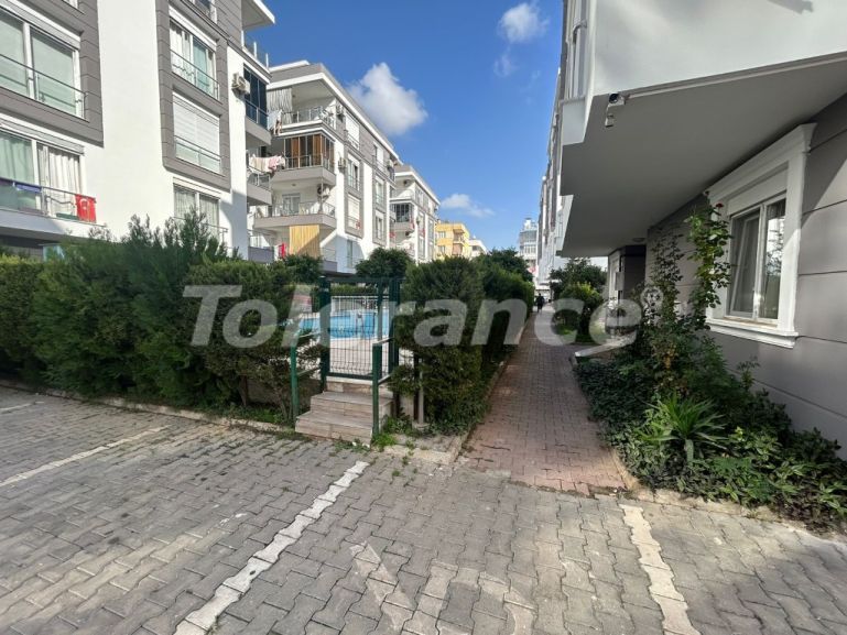 Apartment in Muratpaşa, Antalya with pool - buy realty in Turkey - 103008