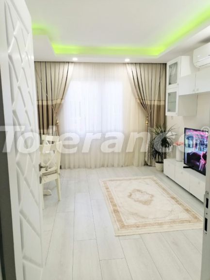 Apartment in Muratpaşa, Antalya - buy realty in Turkey - 104991