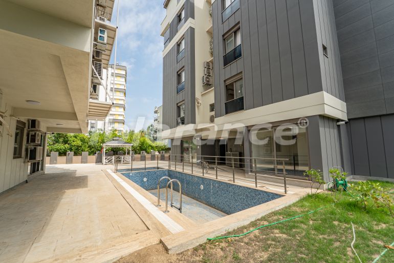 Appartement van de ontwikkelaar in Muratpaşa, Antalya met zwembad - onroerend goed kopen in Turkije - 146341