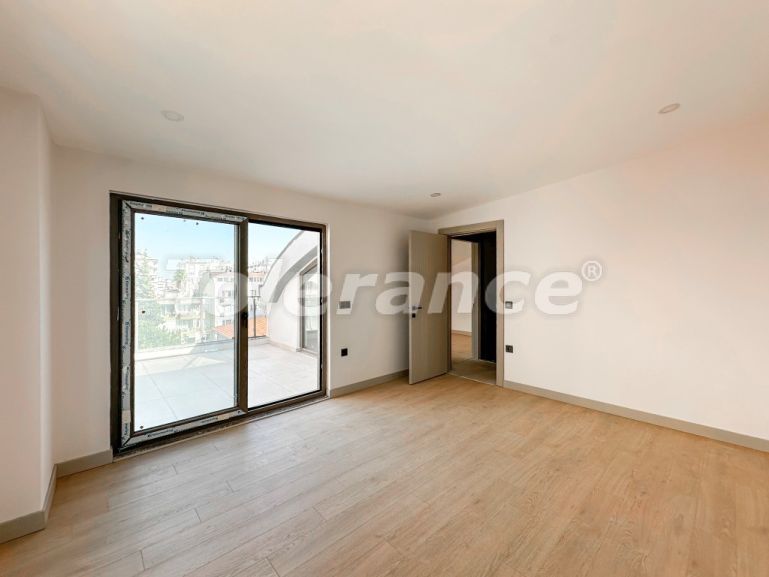 Apartment from developer in Muratpaşa, Antalya - buy realty in Turkey - 146399