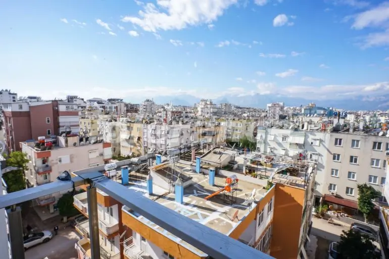 Apartment in Muratpaşa, Antalya - buy realty in Turkey - 32820