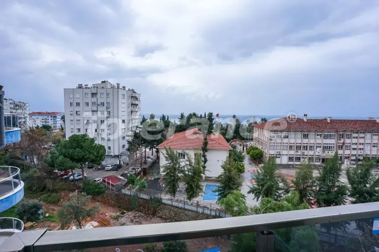 Apartment in Muratpaşa, Antalya - buy realty in Turkey - 33032
