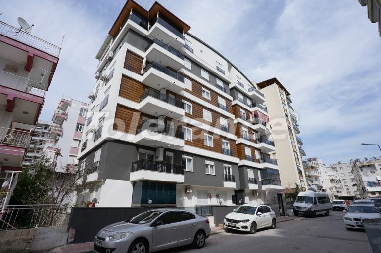 Apartment in Muratpaşa, Antalya - buy realty in Turkey - 42755