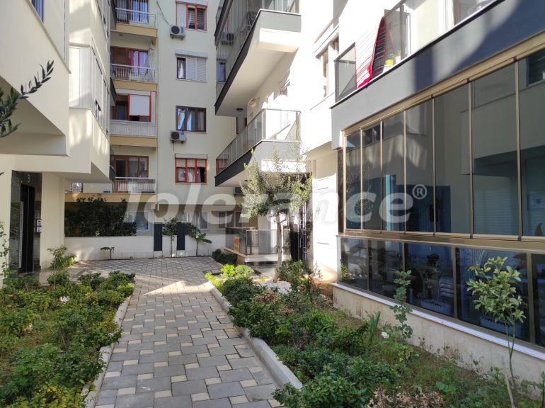 Apartment in Muratpaşa, Antalya with pool - buy realty in Turkey - 48235