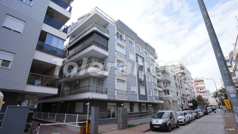 Apartment in Muratpaşa, Antalya - buy realty in Turkey - 51701