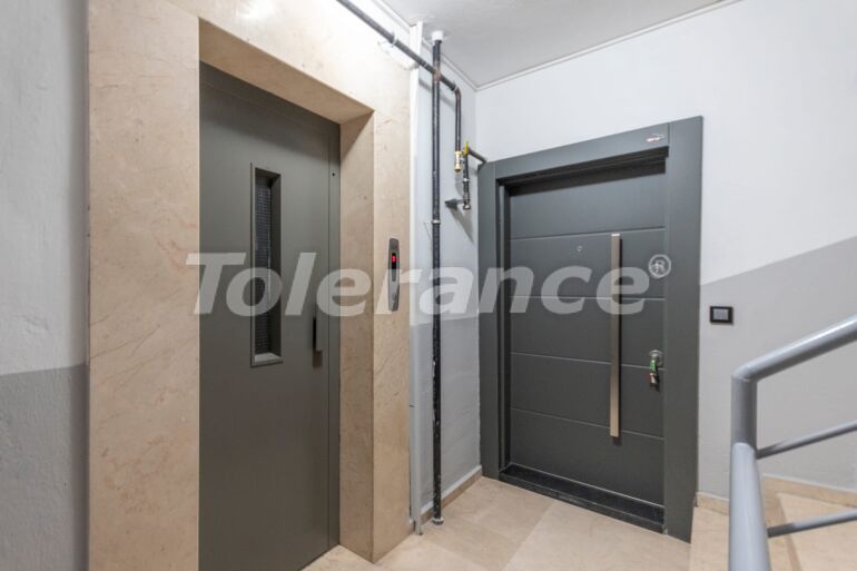 Apartment in Muratpaşa, Antalya - buy realty in Turkey - 55784