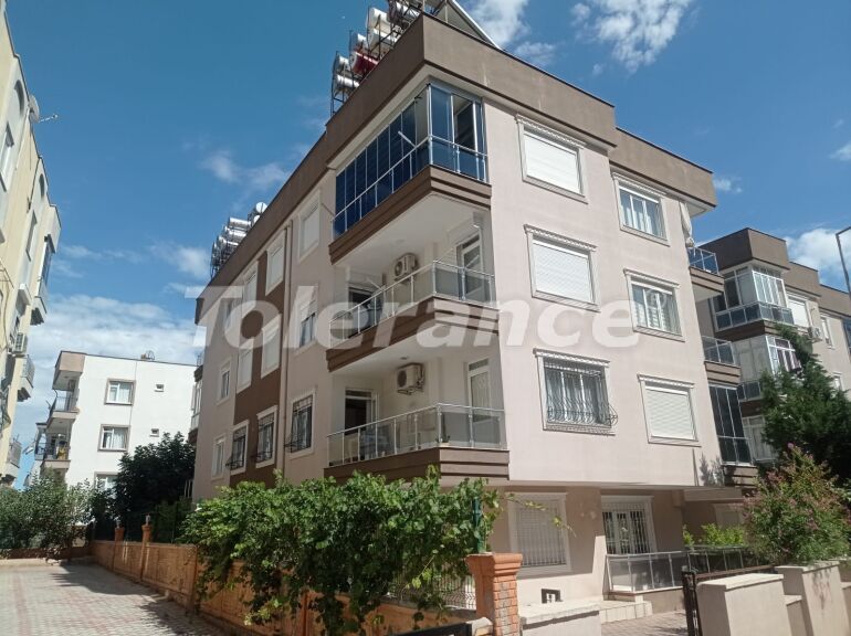 Apartment in Muratpaşa, Antalya - buy realty in Turkey - 58082