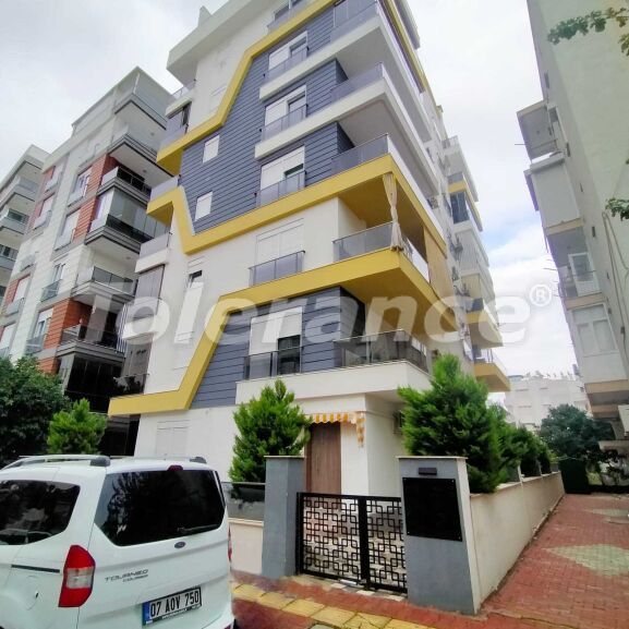 Apartment in Muratpaşa, Antalya - buy realty in Turkey - 65186