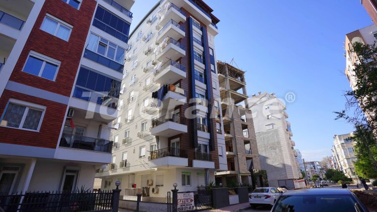 Apartment in Muratpaşa, Antalya - buy realty in Turkey - 80338