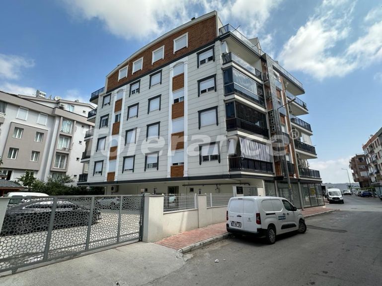 Apartment in Muratpaşa, Antalya - buy realty in Turkey - 97787