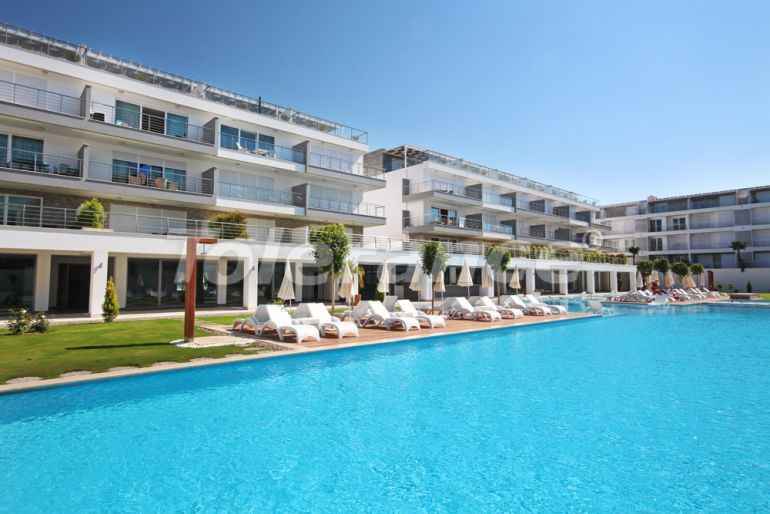 Apartment in Side with pool - buy realty in Turkey - 138879