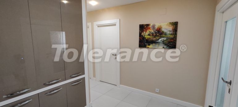 Appartement in Tece, Mersin zwembad - onroerend goed kopen in Turkije - 116826