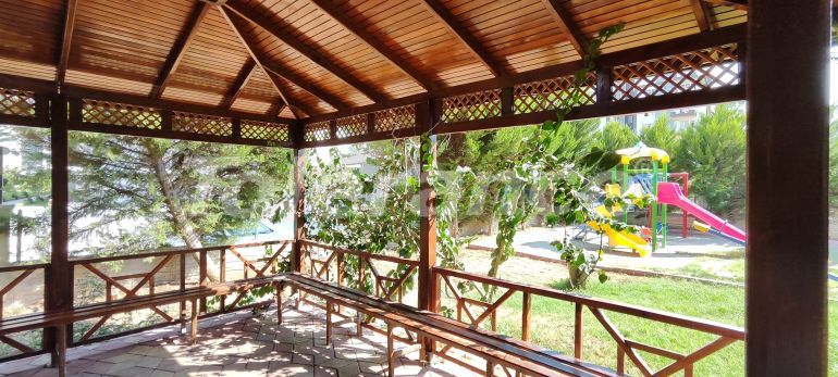 Appartement in Tece, Mersin zwembad - onroerend goed kopen in Turkije - 116866