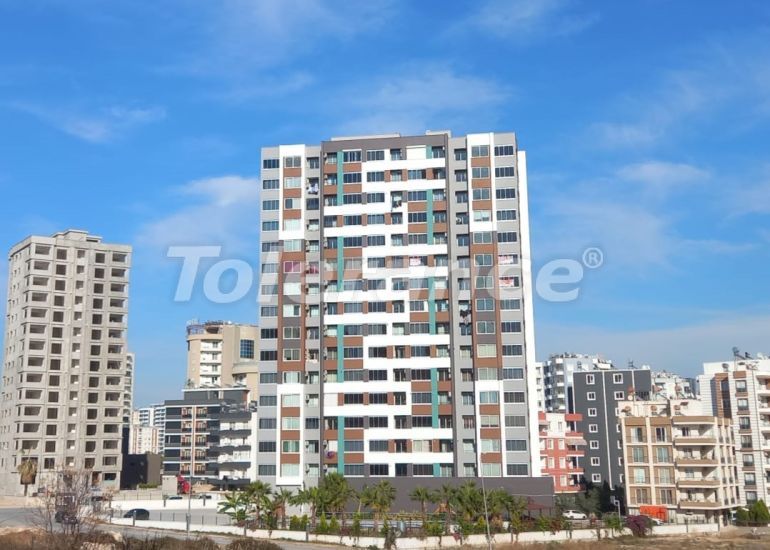 Apartment in Yenisehir, Mersin with pool - buy realty in Turkey - 114475