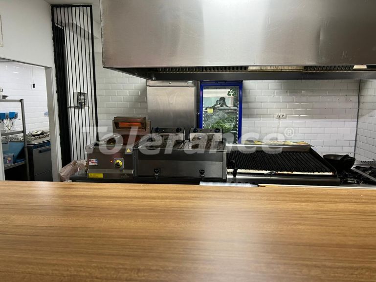 ملک تجاری که در لارا, آنتالیا - خرید ملک در ترکیه - 66923