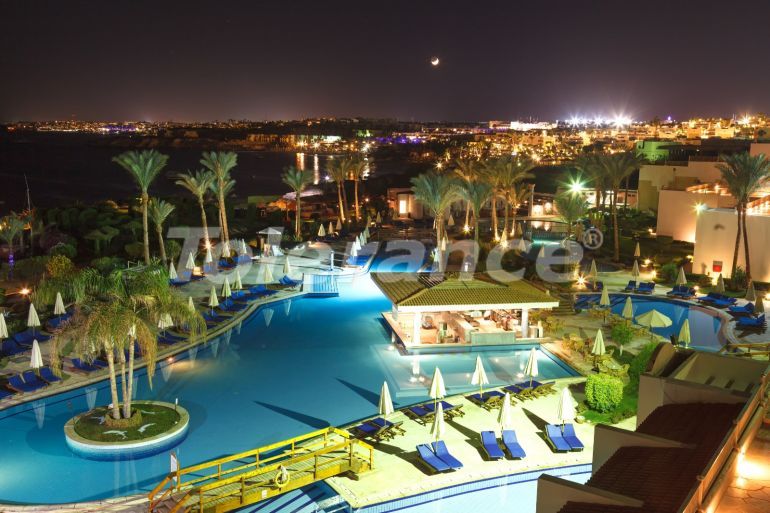 هتل که در سیده منظره دریا - خرید ملک در ترکیه - 46598