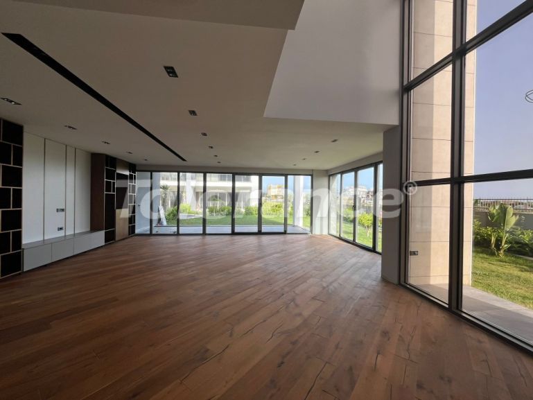 ویلا از سازنده که در آلتینتاش, آنتالیا استخر - خرید ملک در ترکیه - 107539