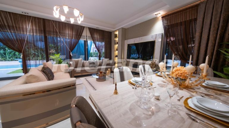 فلل من المتعهد في:في ألتينطاس, أنطاليا مسبح تقسيط - شراء عقار في تركيا - 135962