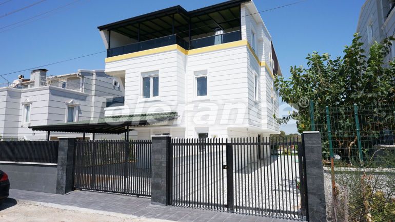 Villa from the developer in Altıntaş, Antalya - buy realty in Turkey - 42711