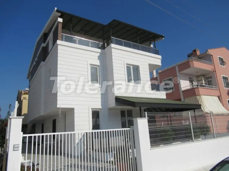 Villa in Antalya - buy realty in Turkey - 30345