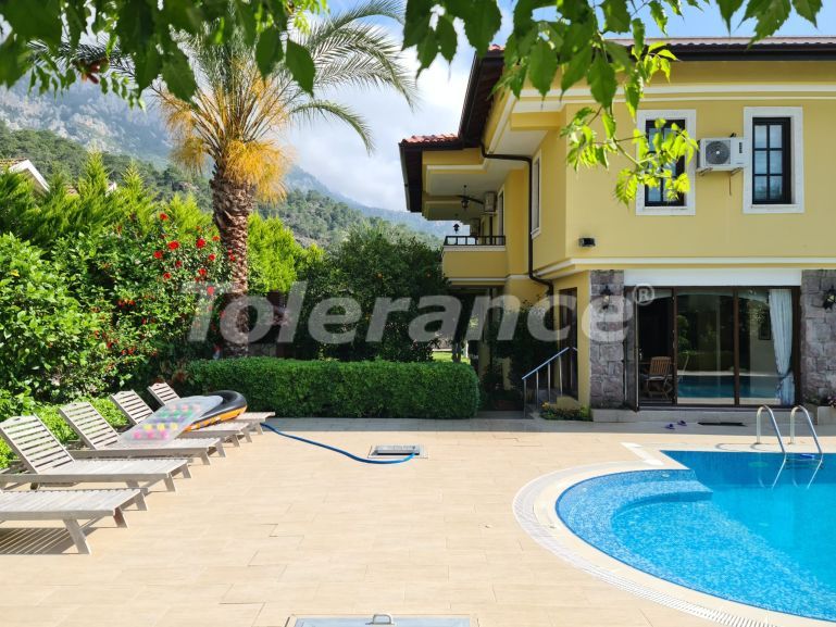 Villa in Aslanbudcak, Kemer with pool - buy realty in Turkey - 116138