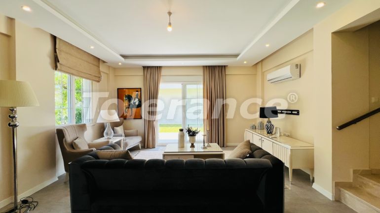 Villa in Aslanbudcak, Kemer with pool - buy realty in Turkey - 136587