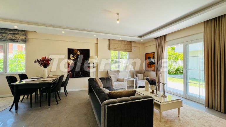 Villa in Aslanbudcak, Kemer with pool - buy realty in Turkey - 136591