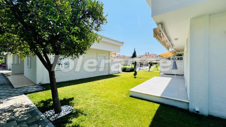 Villa in Aslanbudcak, Kemer with pool - buy realty in Turkey - 136602