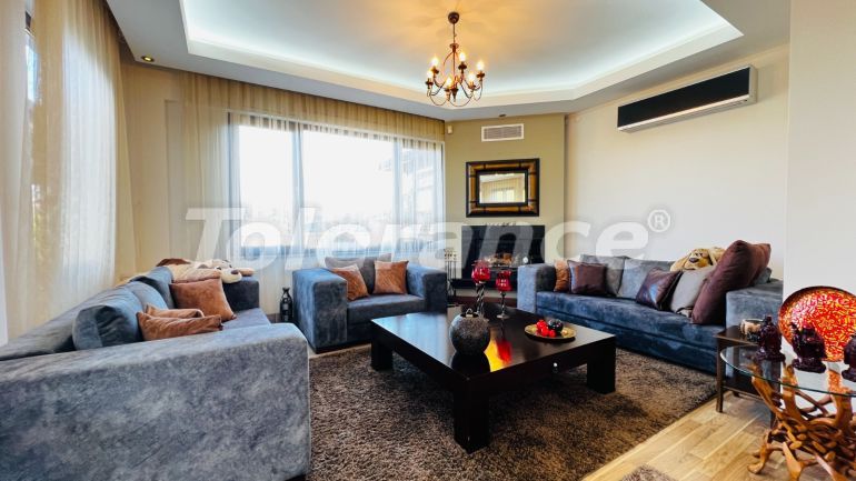 Villa in Arslanbucak, Kemer zwembad - onroerend goed kopen in Turkije - 136747